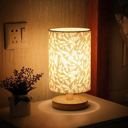 Lampe de Chevet en Bois et Lin – Design Naturel
