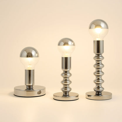 Lampe de Chevet en Métal Argenté – Design Épuré