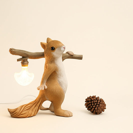 Lampe Écureuil en Résine – Déco Nature Originale