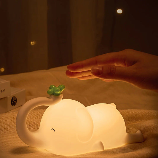 Veilleuse Éléphant en Silicone – Lumière Douce pour Bébé