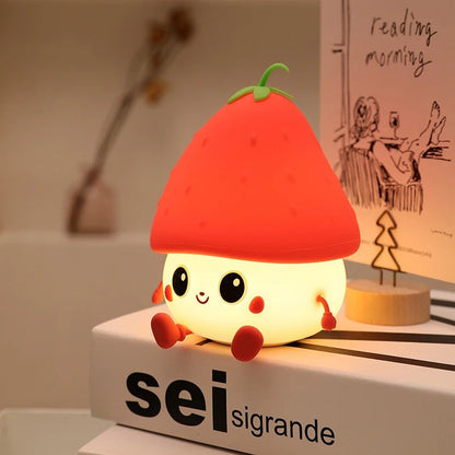 Veilleuse Fraise en Silicone – Lumière Douce pour Enfant